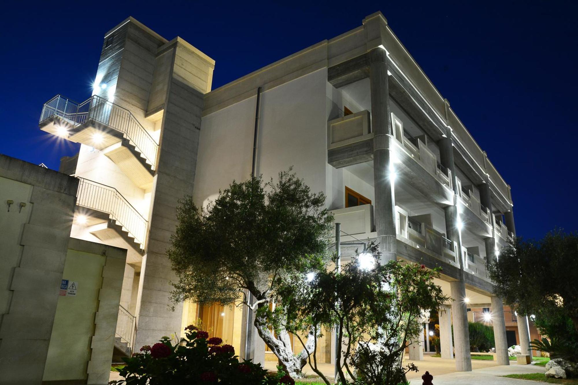 Hotel Thalas Club Torre dell'Orso Eksteriør bilde