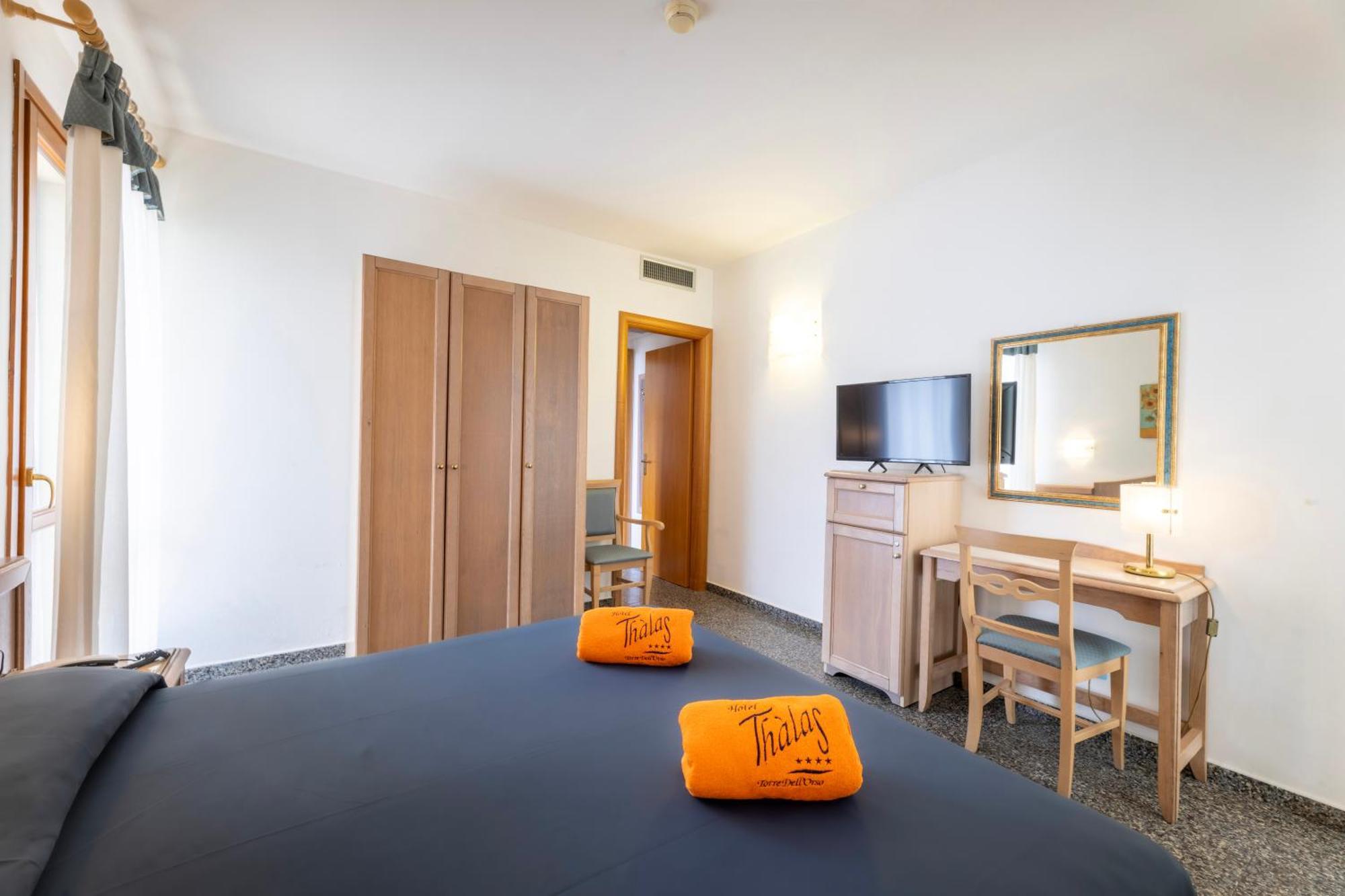 Hotel Thalas Club Torre dell'Orso Eksteriør bilde