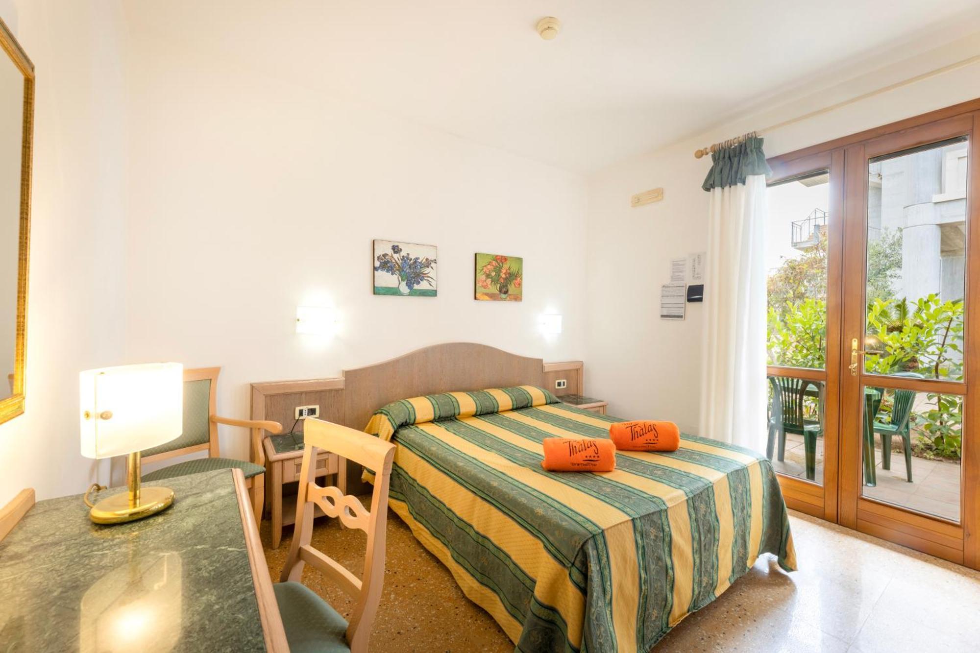 Hotel Thalas Club Torre dell'Orso Eksteriør bilde