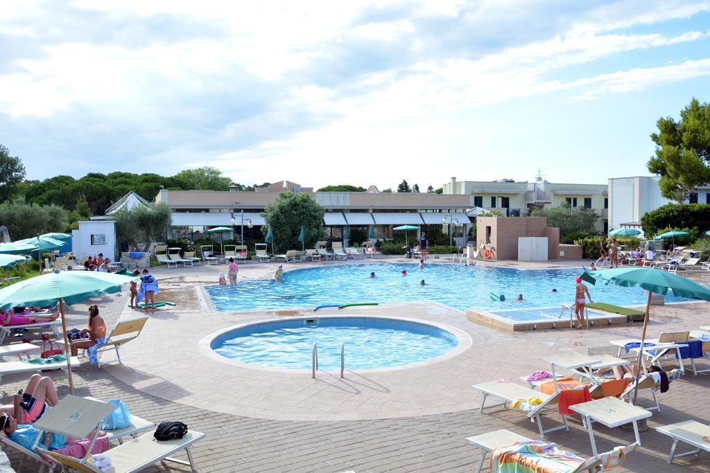 Hotel Thalas Club Torre dell'Orso Eksteriør bilde