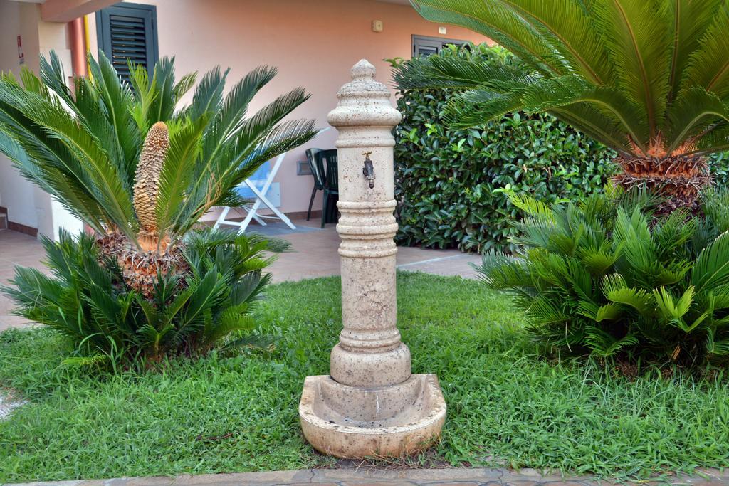 Hotel Thalas Club Torre dell'Orso Eksteriør bilde